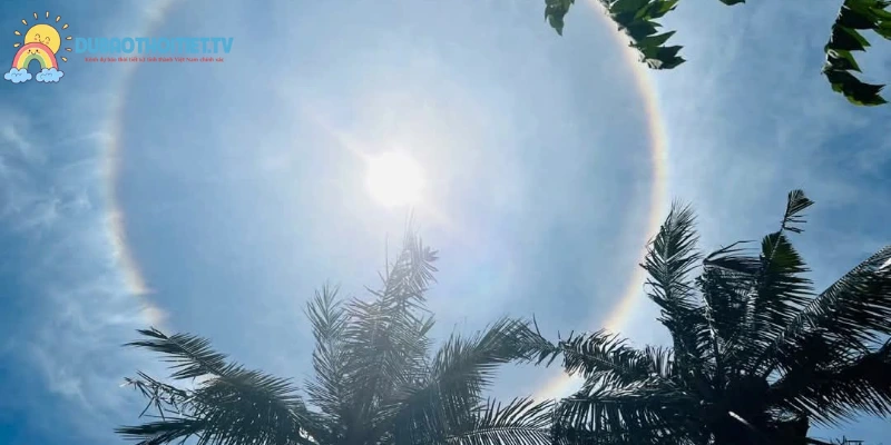 Mặt trời lên thiên đỉnh là gì?