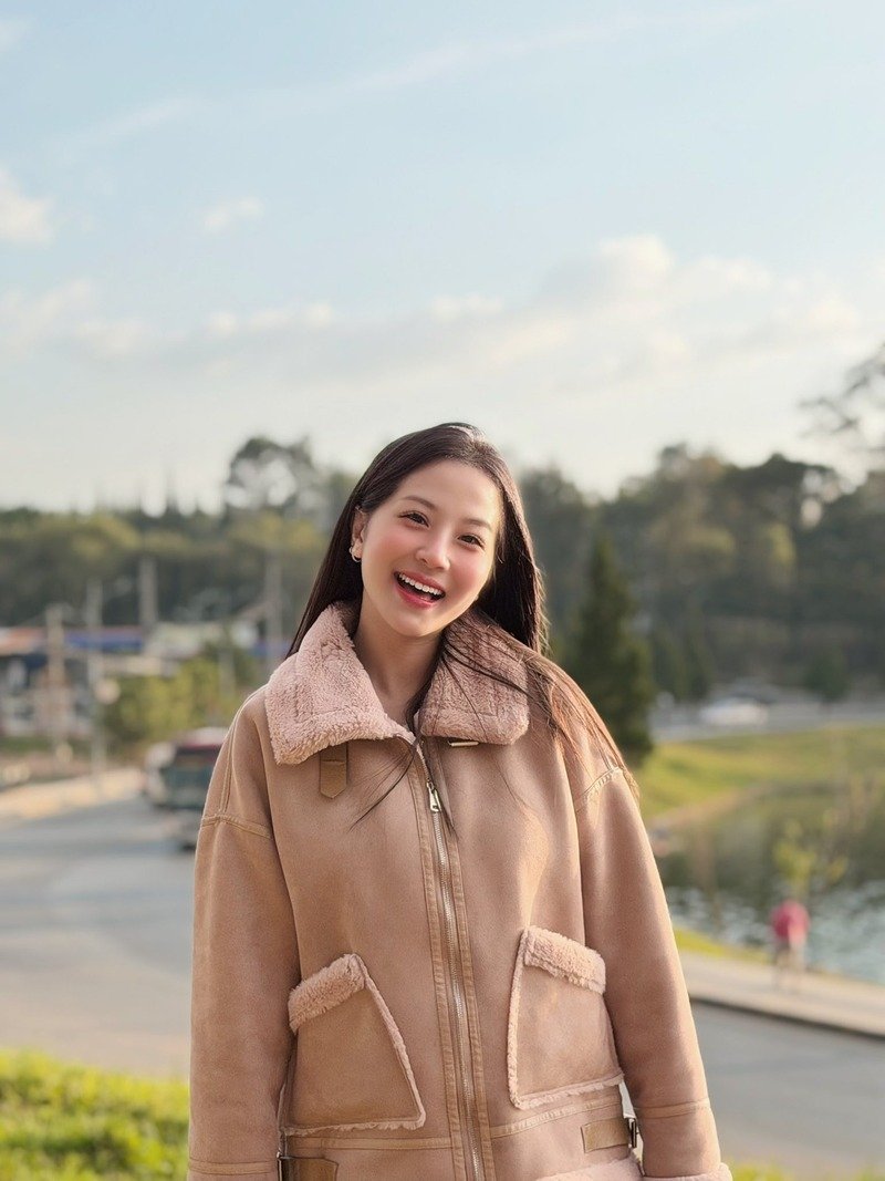 Ảnh đời thường giản dị nhưng cuốn hút của cô nàng Vân Chòe