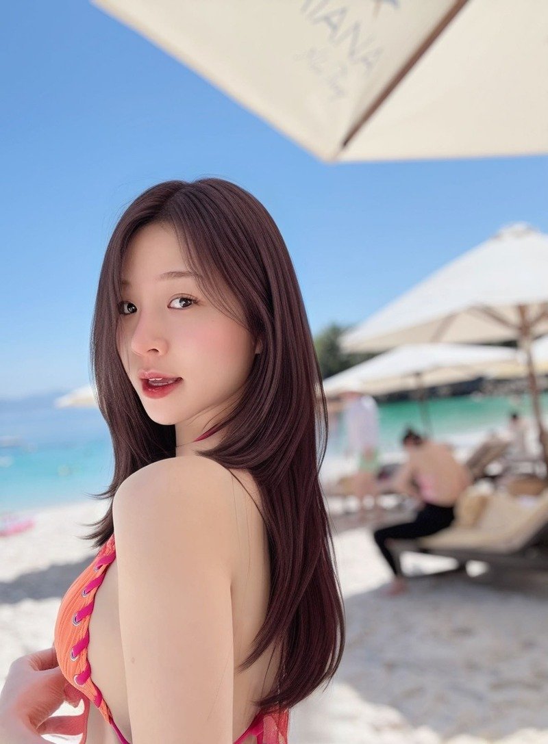 Nhan sắc mặt mộc không tì vết của hot Tiktoker Vân Chòe