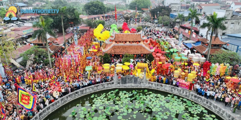 Nghi thức thờ Mẫu được tổ chức trang trọng