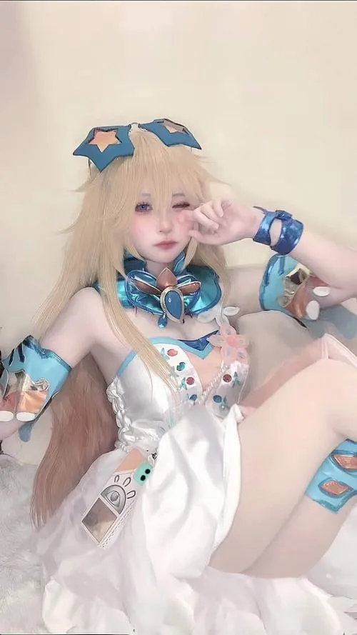 Hình ảnh cosplay sexy khiến trái tim tan chảy sắc nét