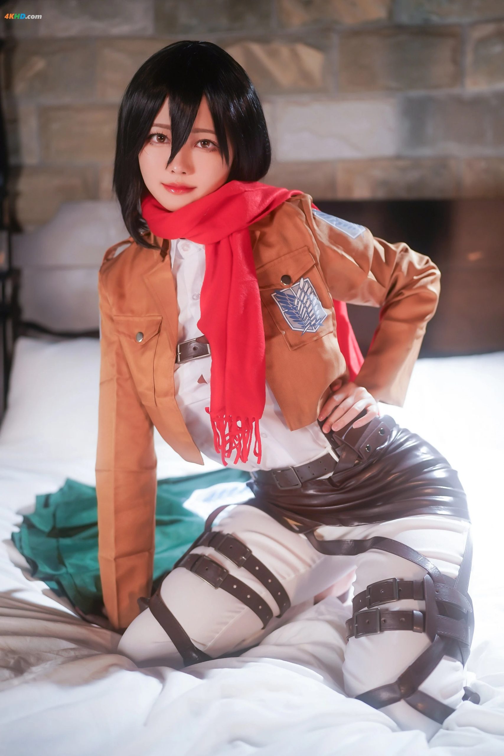 Arty Huang Cosplay Mikasa bối cảnh phòng tập gym đầy gợi tình