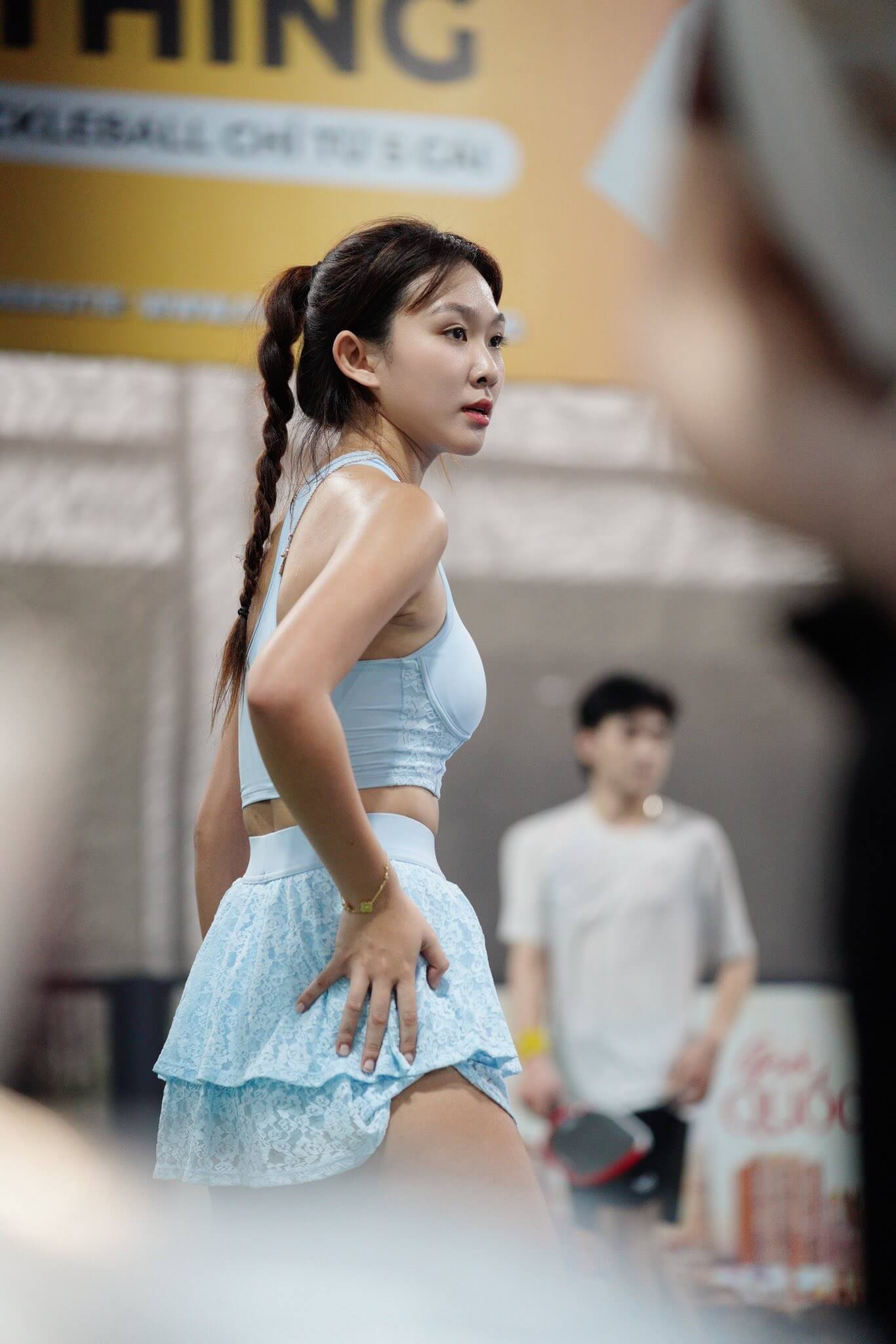 Nàng Kim khoe đường cong sexy và thần thái nữ thần