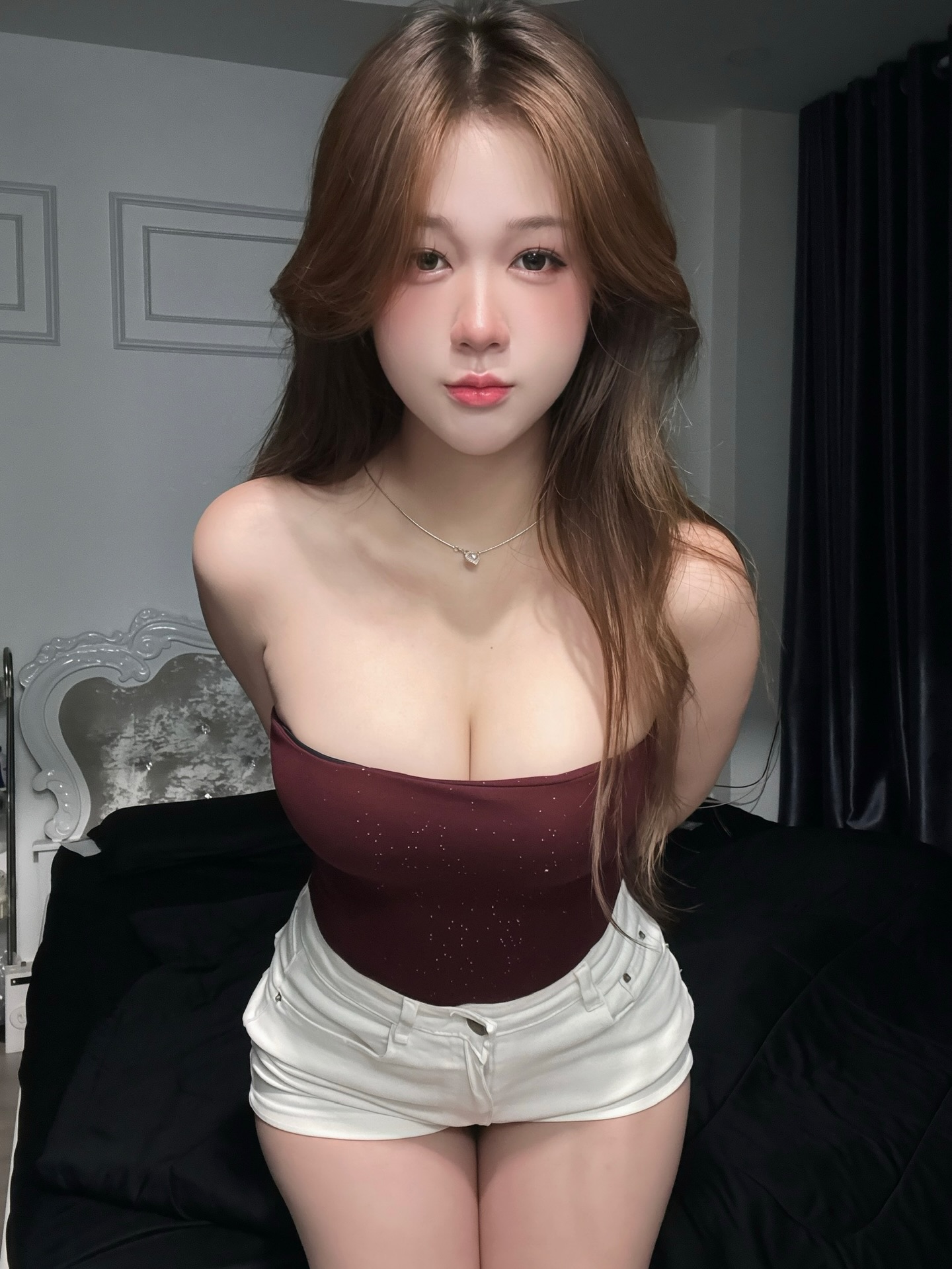 Gái xinh múp diện áo sơ mi hững hờ đầy vẻ gợi tình