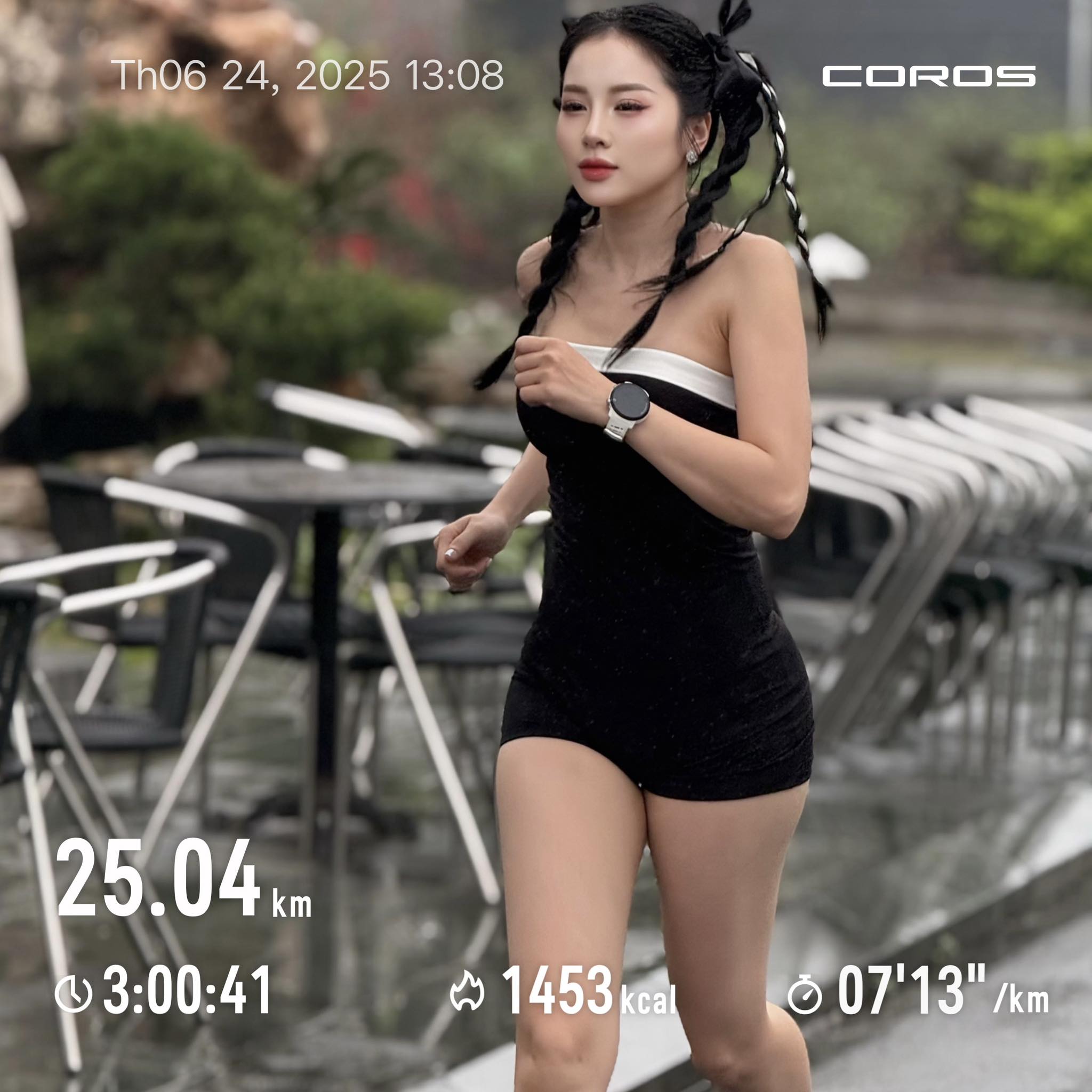 Gái xinh chạy marathon thu hút ánh nhìn bởi sự sexy và nét đẹp tự nhiên