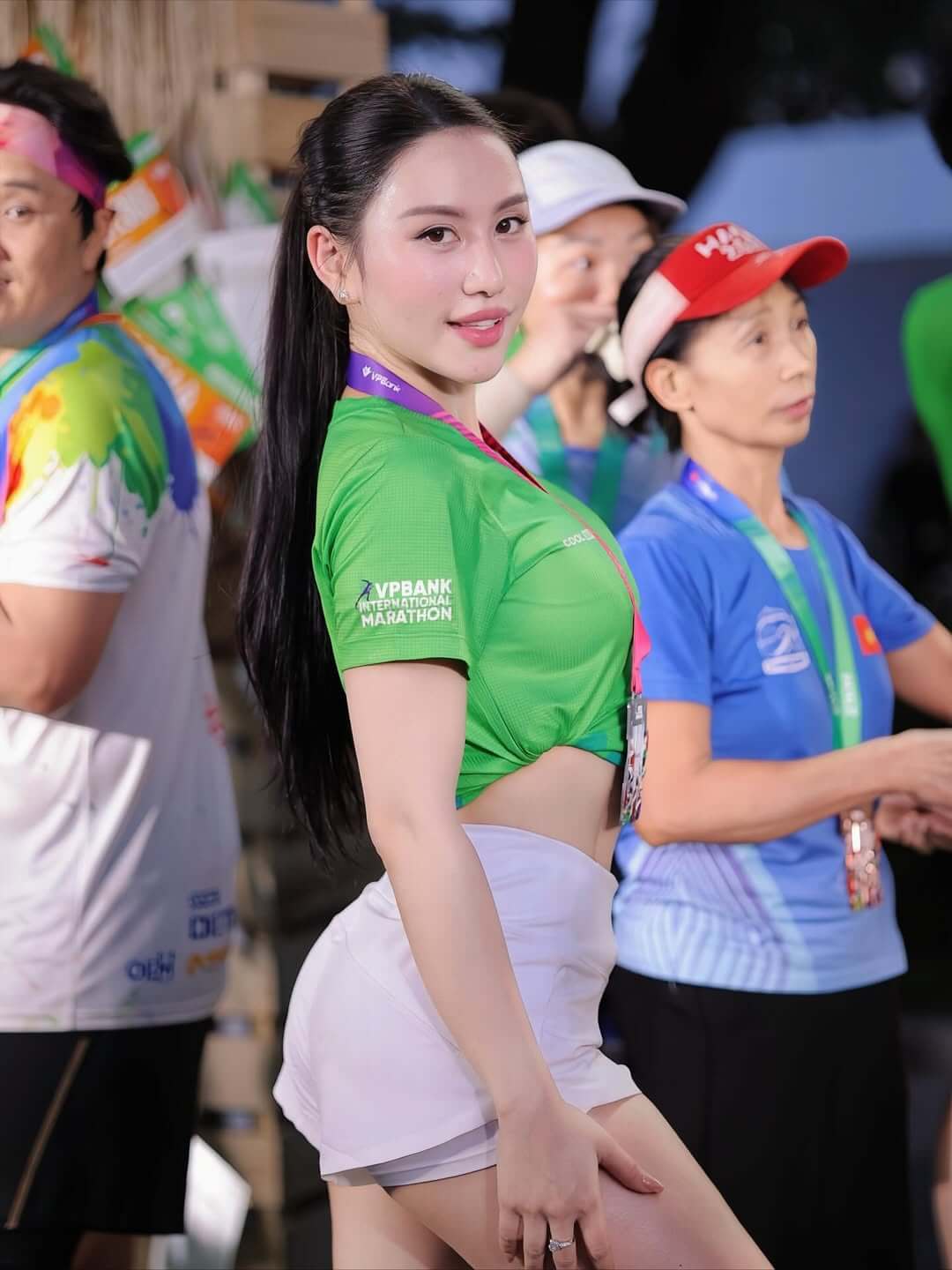 Hot girl chạy bộ thu hút mọi ánh nhìn bởi nhan sắc đỉnh cao