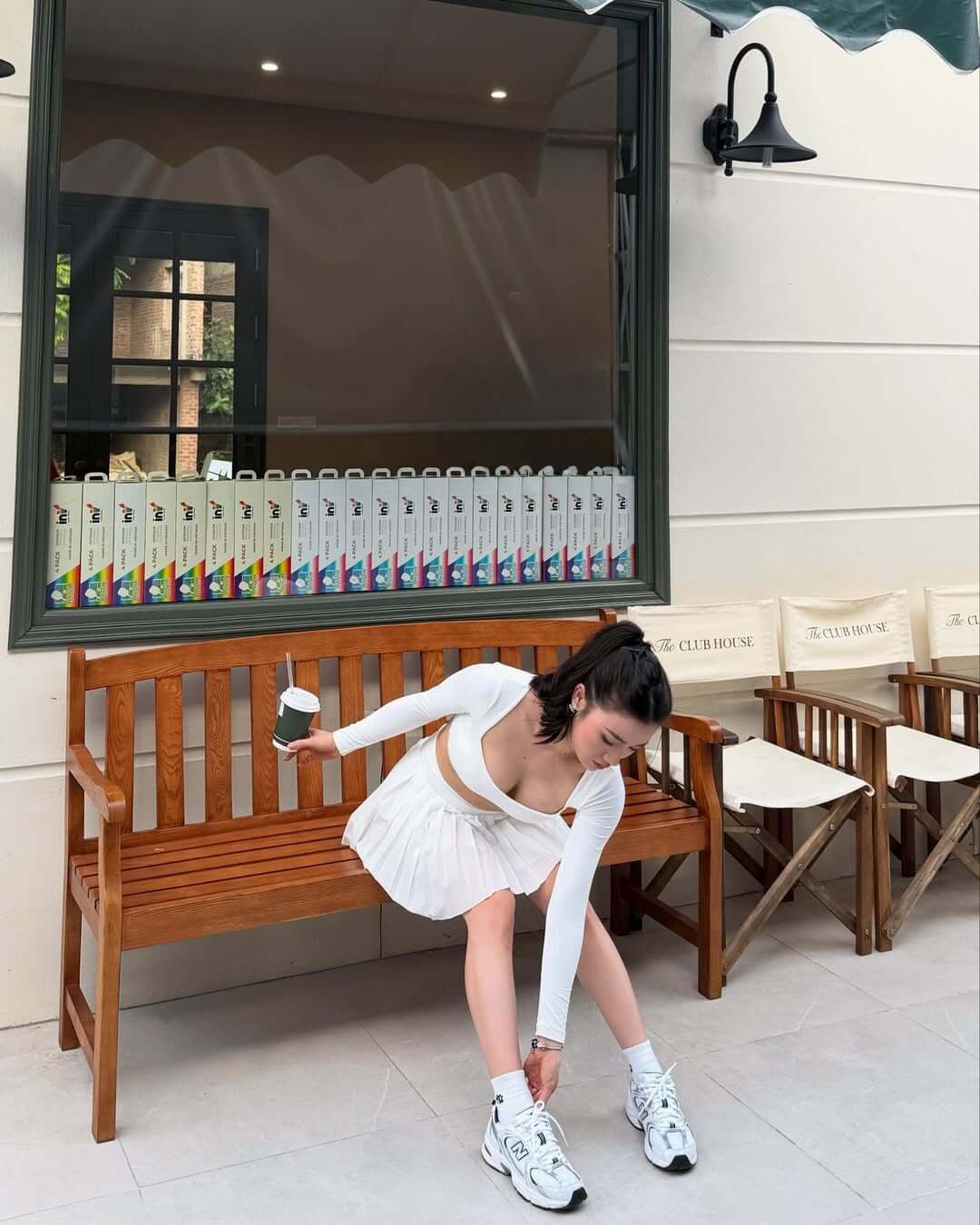 Gái xinh đánh pick khoe dáng xinh đầy sức hút 2026