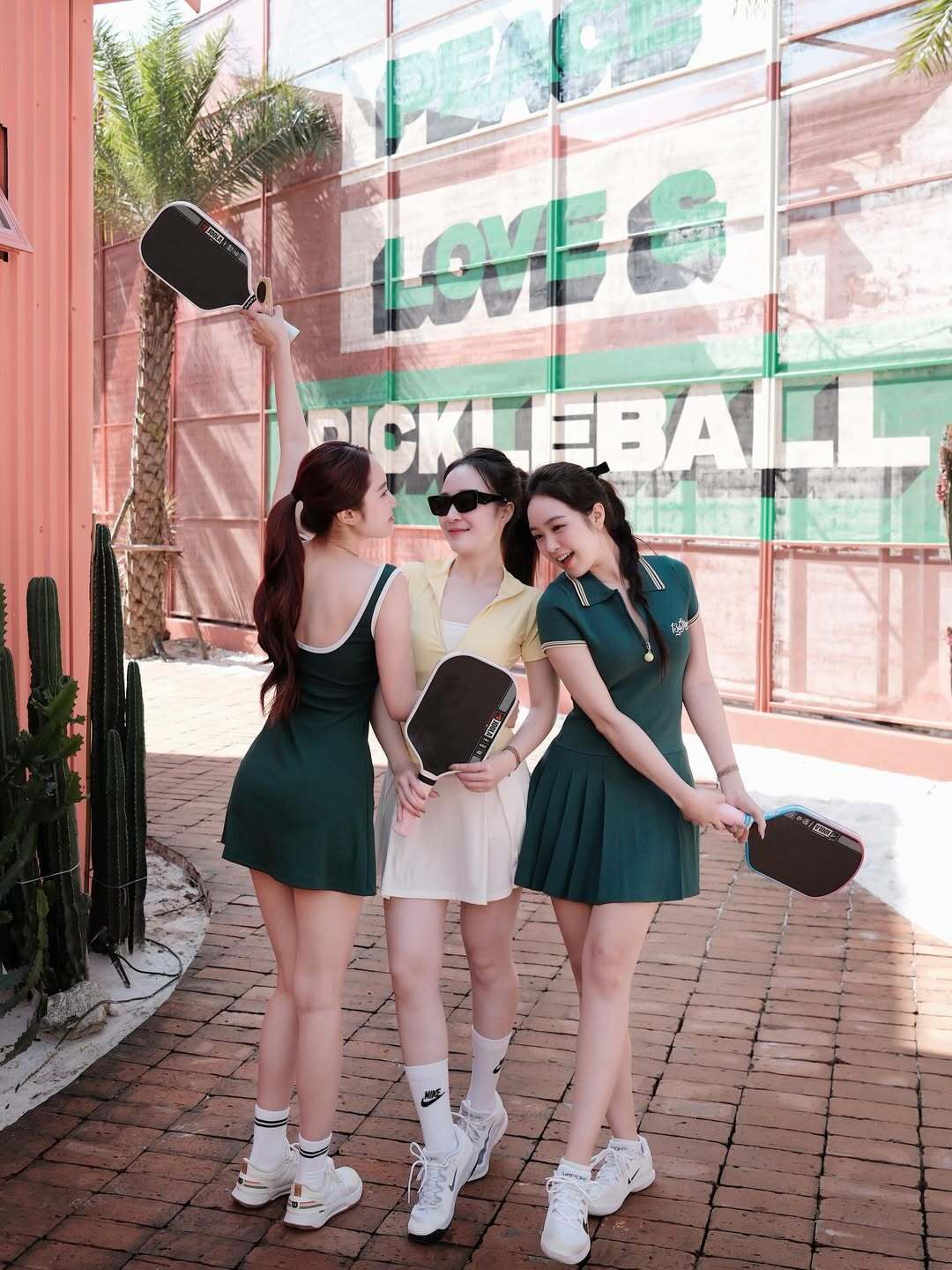 Girl xinh pickleball khoe vẻ đẹp gợi cảm và sự tự tin rạng ngời