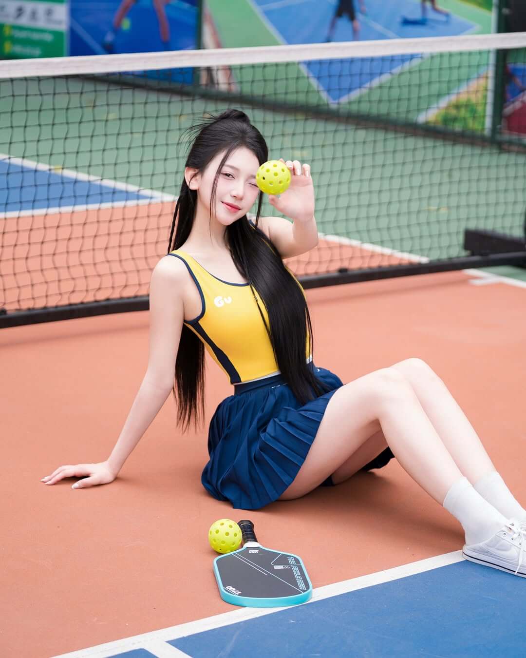 Gái xinh đánh pick khoe nhan sắc rạng rỡ và vóc dáng cực cháy