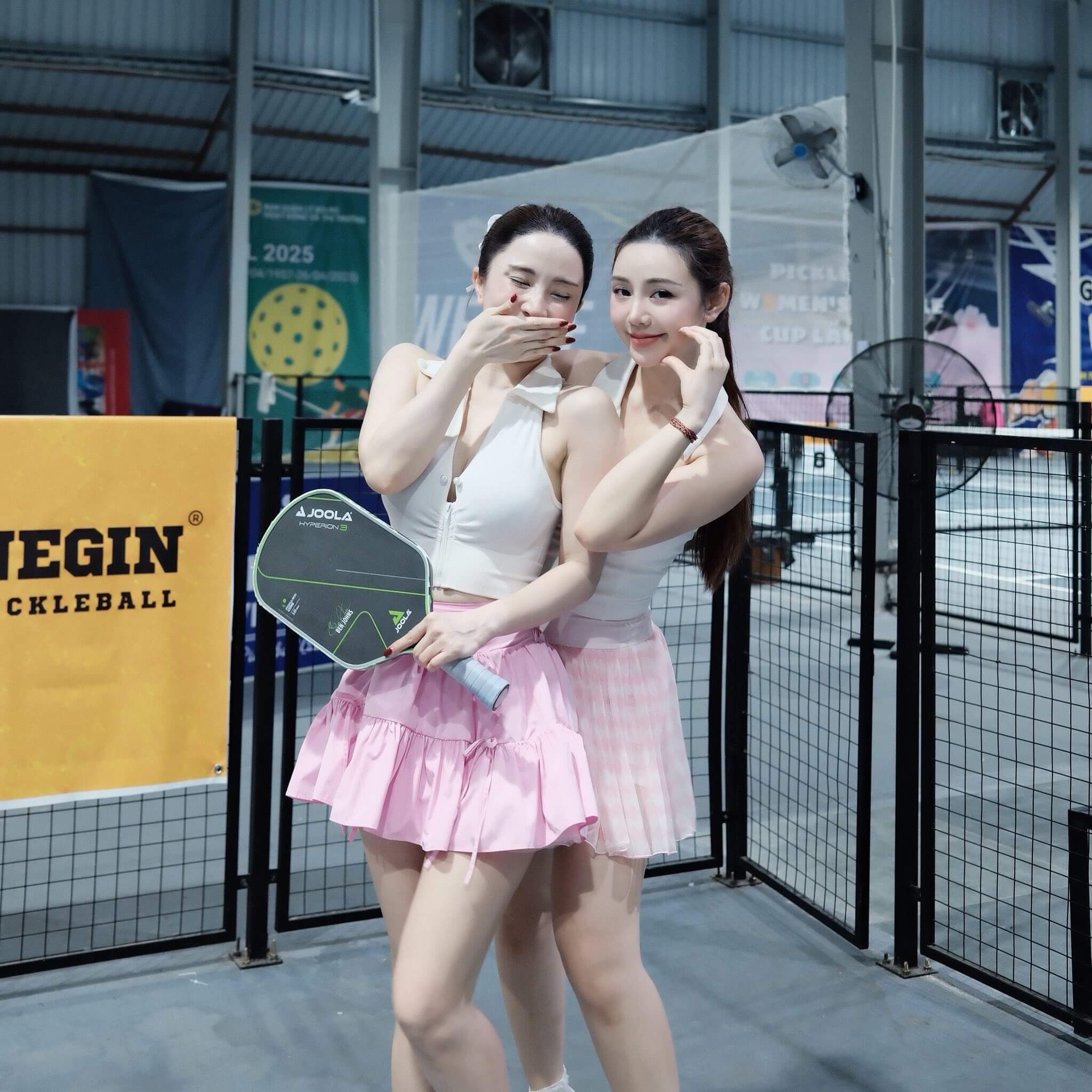 Sức cuốn hút khó cưỡng từ thần thái của girl xinh pickleball