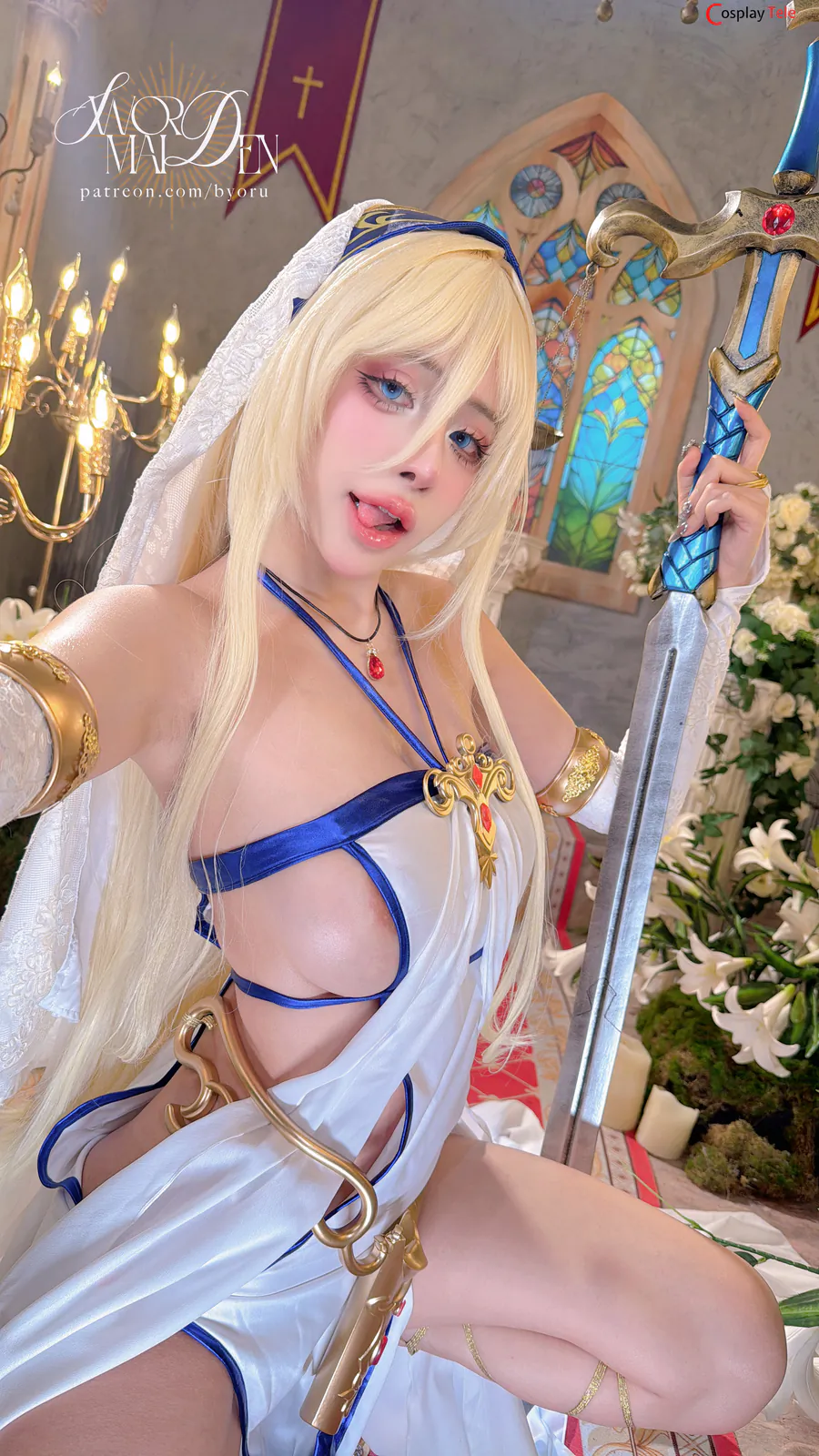 Cosplay Sword Maiden thu hút mọi ánh nhìn bởi nhan sắc đỉnh cao