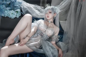 Ngắm Nhìn Say Đắm: 119+ Album Ảnh Natsuko Cosplay Cinderella Tuyệt Đẹp