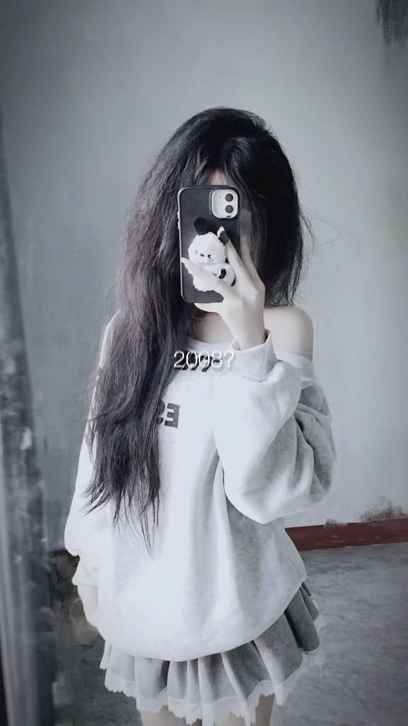 Hình ảnh gái xinh che mặt 12