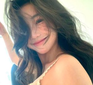 99+ Ảnh Gái Xinh Dễ Thương Khiến Trái Tim Tan Chảy