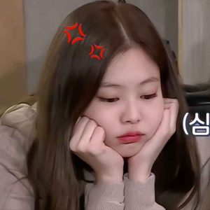 179+ Ảnh Jennie Dễ Thương Nhẹ Nhàng Khiến Bạn Tan Chảy