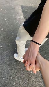 169+ Ảnh Nắm Tay Người Yêu Lãng Mạn, Ngọt Ngào Cho Bạn