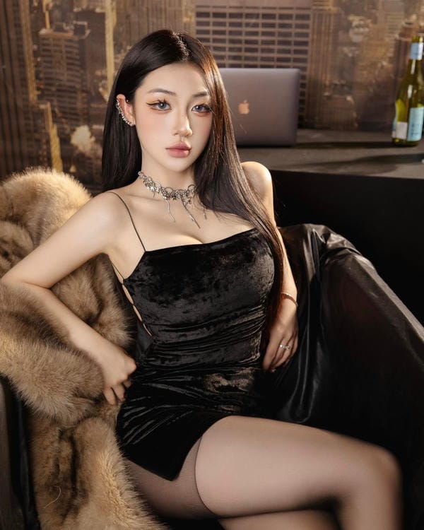 Ảnh Sex Trần Hà Linh 24
