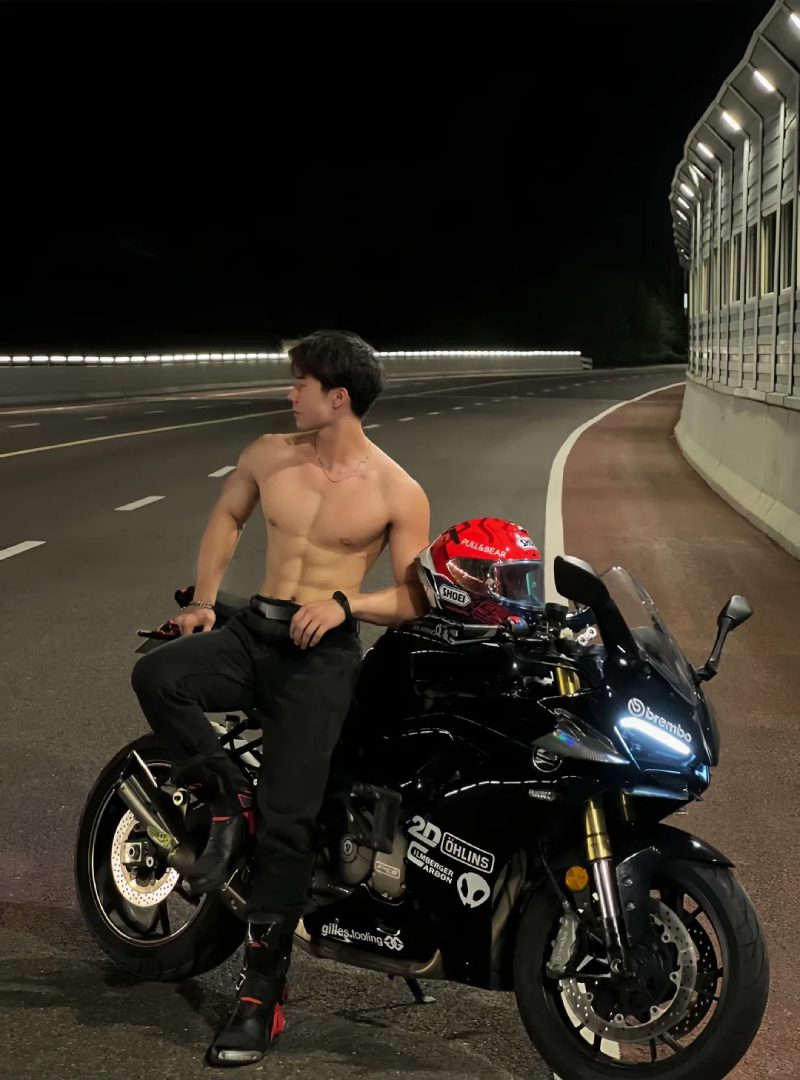 trai sáu múi 15