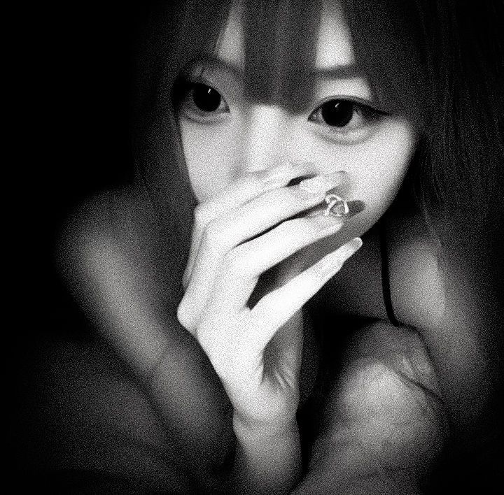 Avatar Buồn Nữ 8
