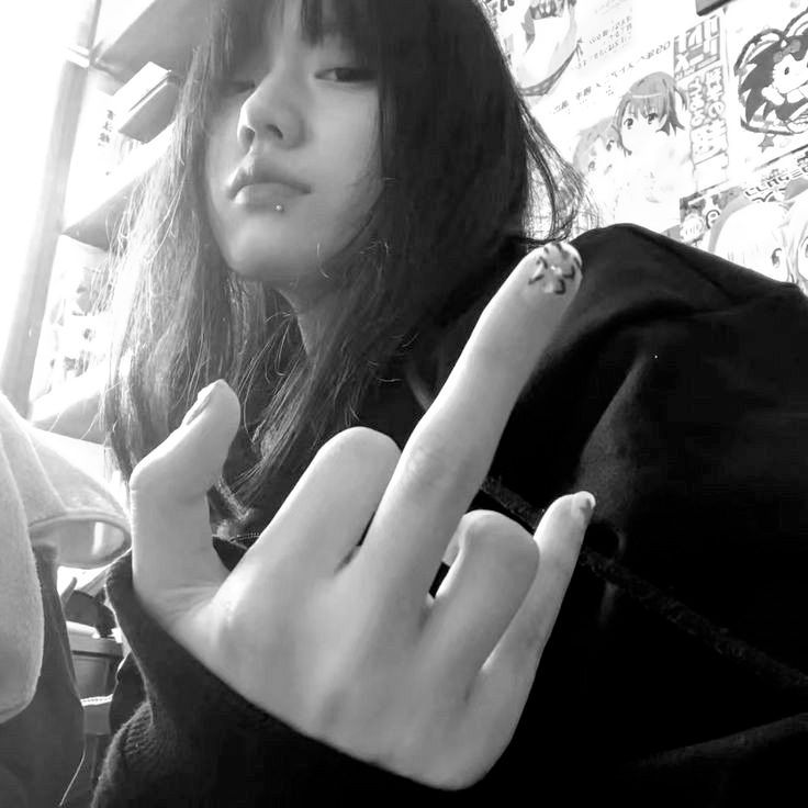 Avatar Nữ Ngầu 7