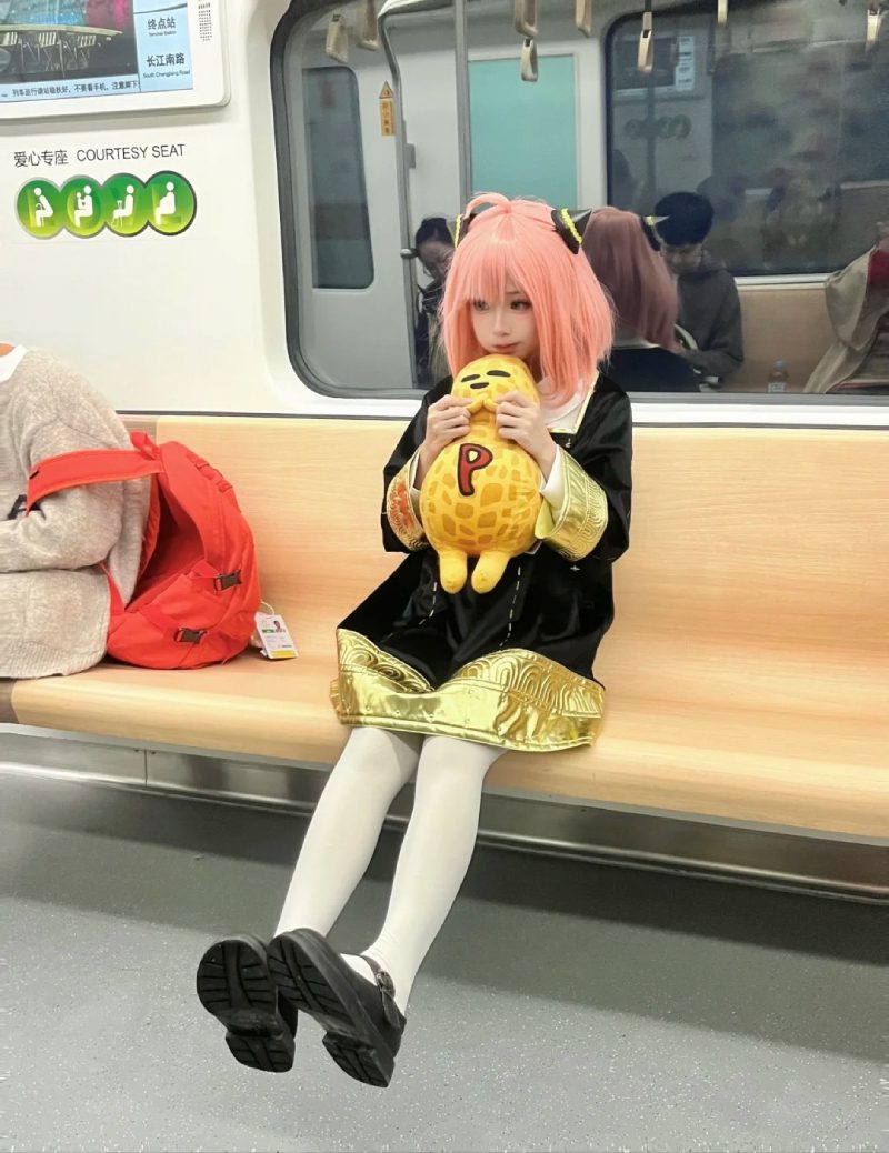 cosplay anime Anya 11