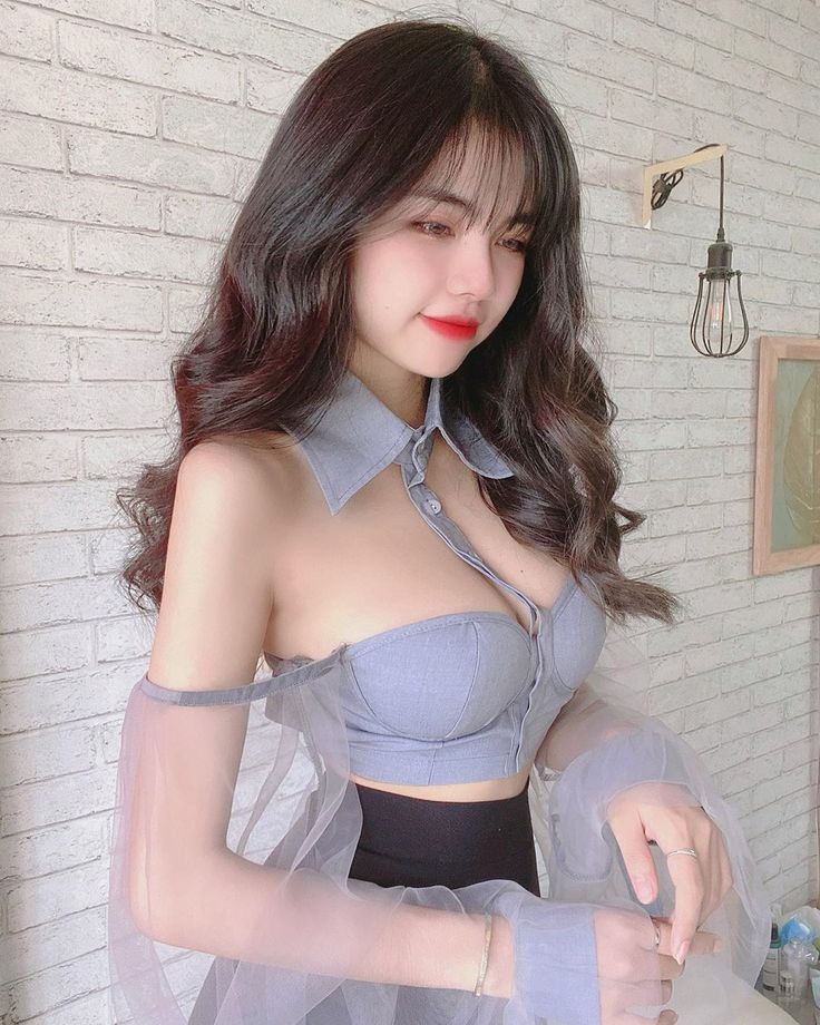 Khoe Vú 12