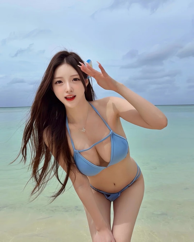 Ảnh Gái Nhật mặc bikini 7