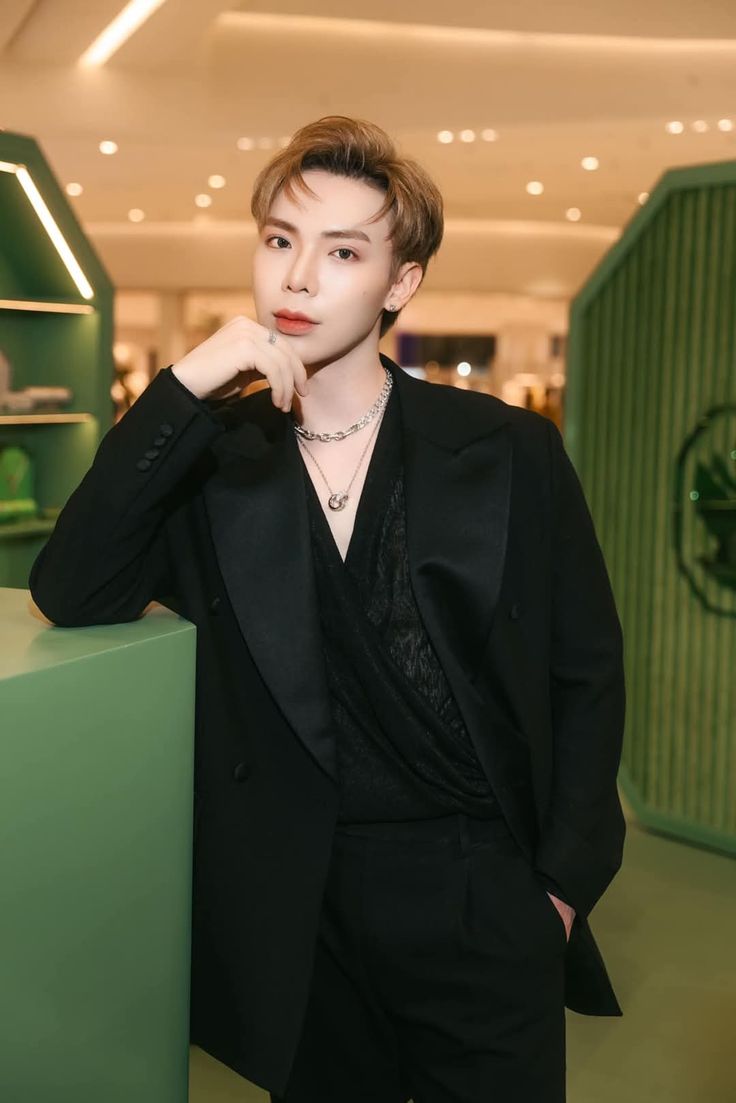 Hình Nền Erik 12