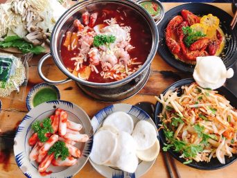 Hải Sản Tươi Ngon Tại Làng Chài Ba Hang – Đặc Sản Địa Phương