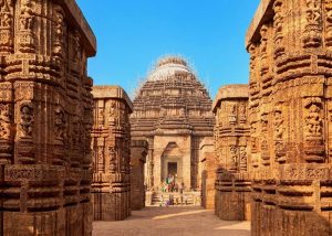 Đền mặt trời Konark Ấn Độ độc đáo với bánh xe thời gian chính xác đến từng phút