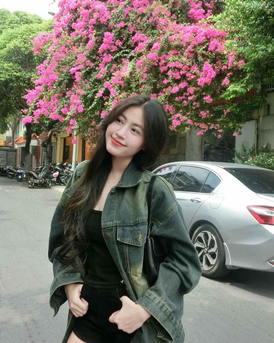 Instagram gái xinh rạng rỡ thu hút hàng triệu lượt tim trên mạng xã hội